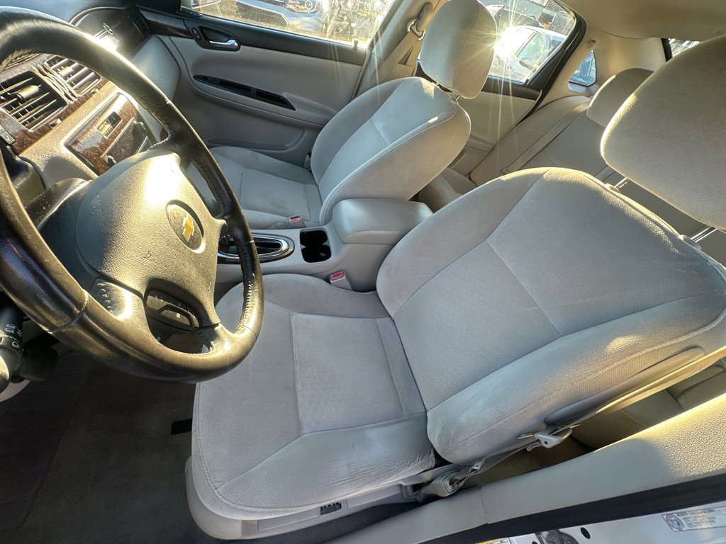 Used 2014 Chevrolet Impala Limited LS image 11