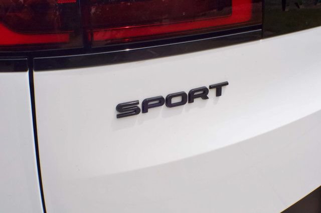 Used 2023 Land Rover Range Rover Sport SE AWD/4WD image 11
