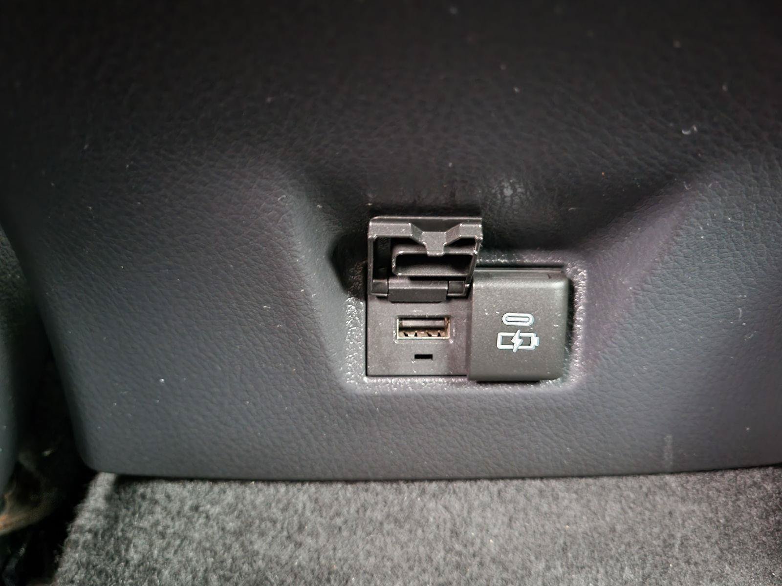 Used 2025 Toyota Camry LE FWD image 23