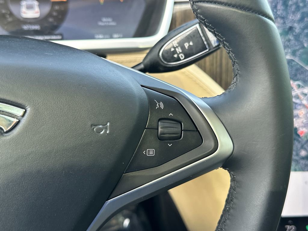 Used 2013 Tesla Model S image 24
