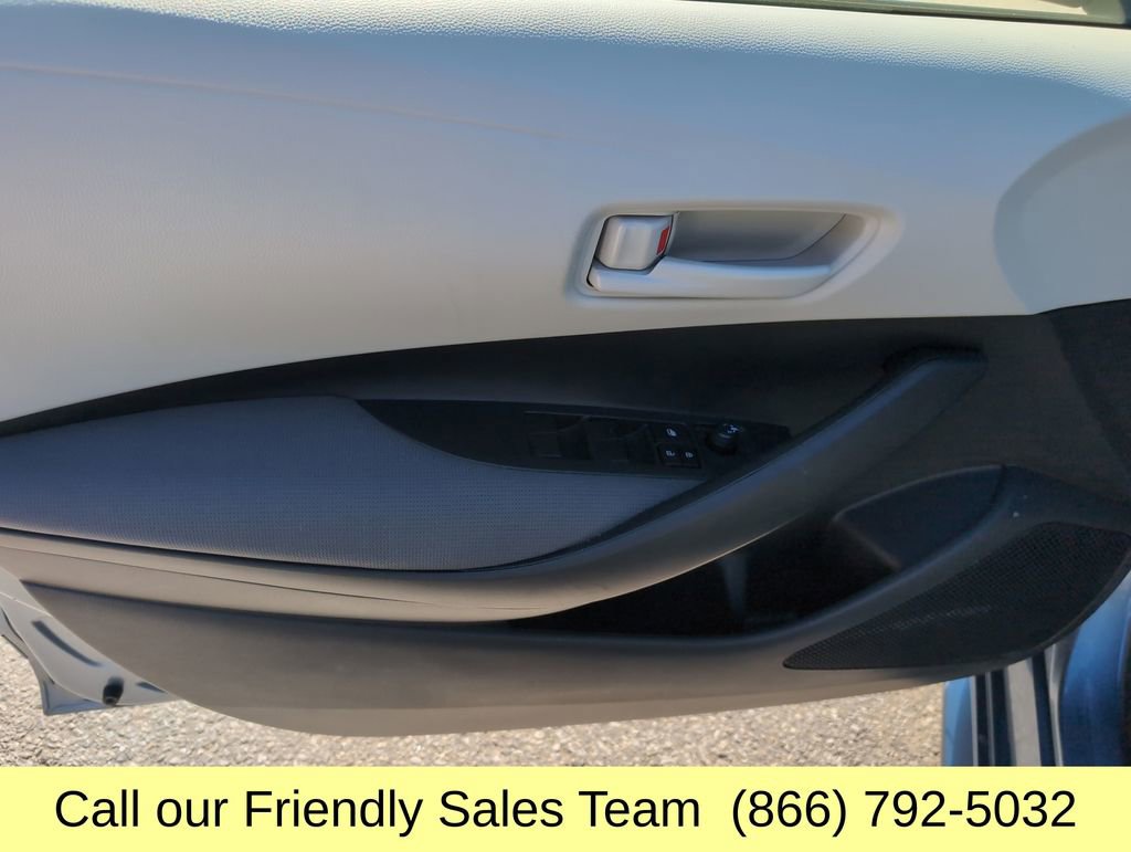 Used 2023 Toyota Corolla LE w/ Carpet Mat Package (TMS) image 11