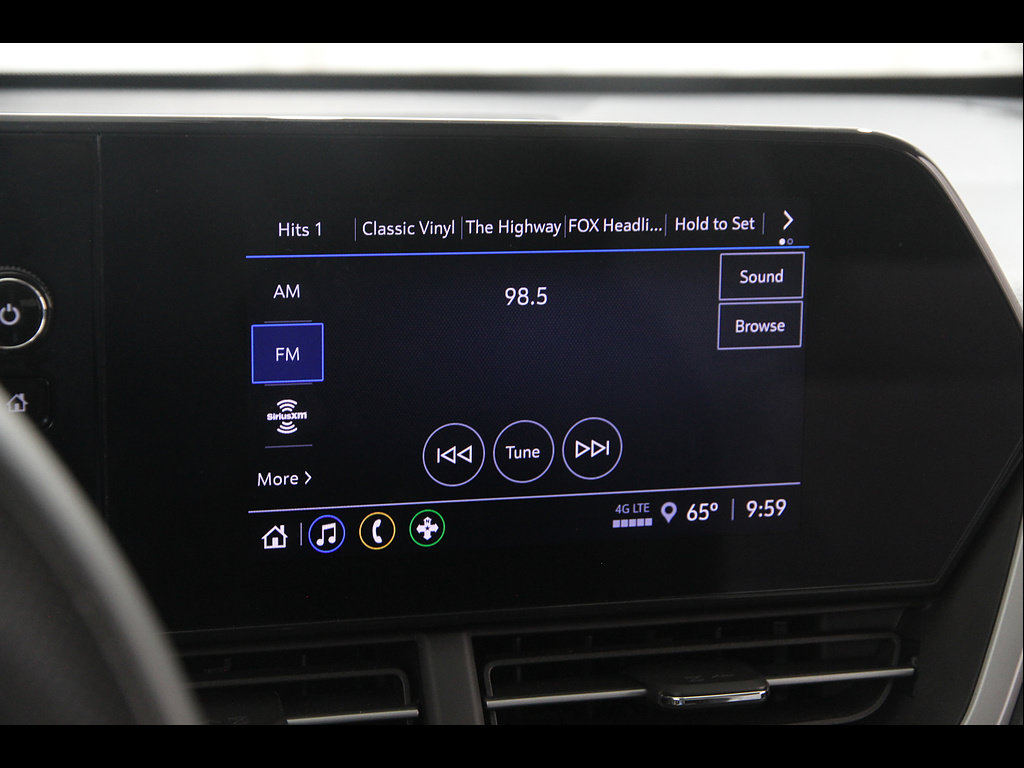 Certified 2024 Chevrolet Trax LS w/ LS Convenience Package FWD image 11
