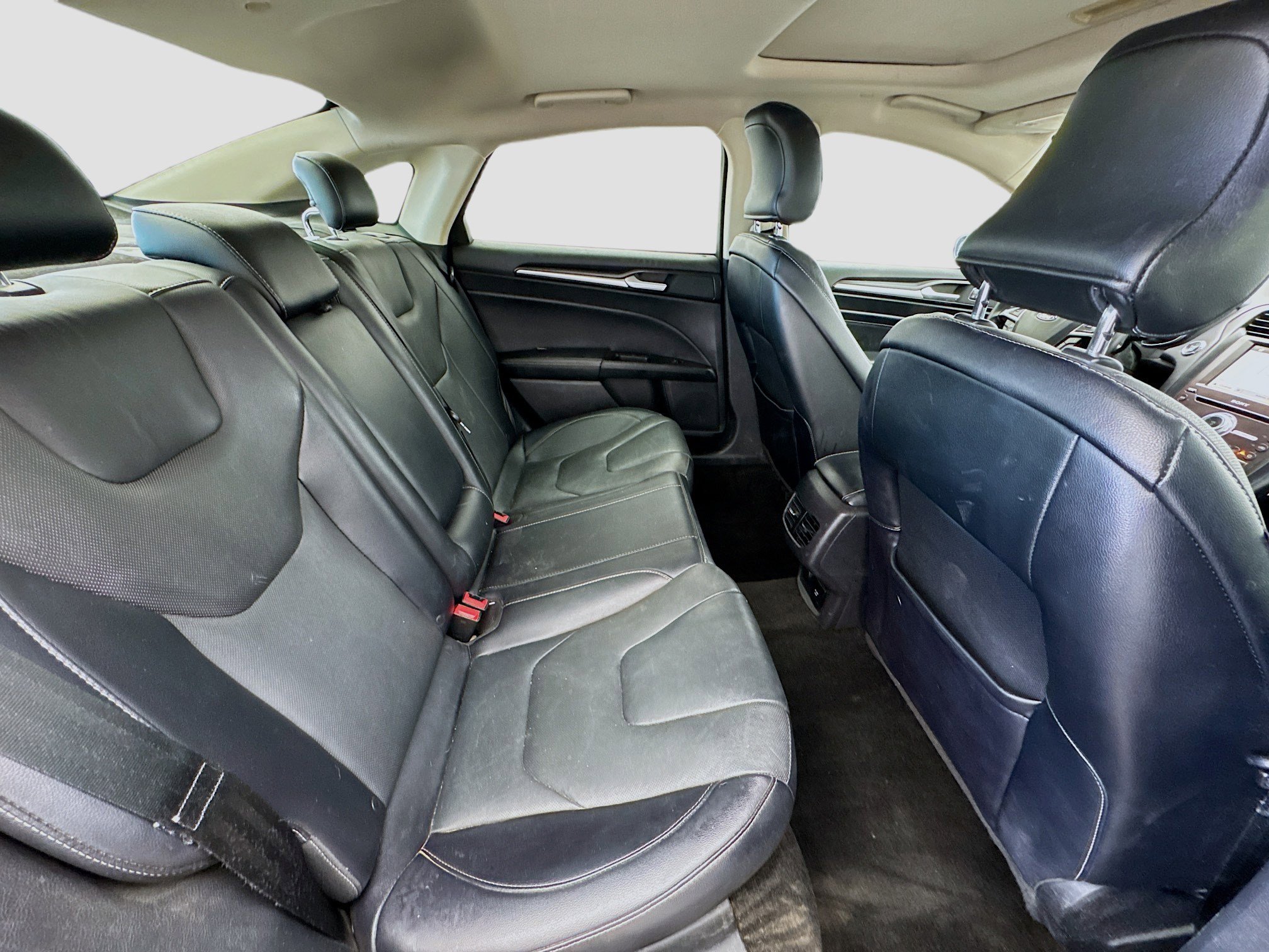 Used 2018 Ford Fusion Energi Titanium image 19