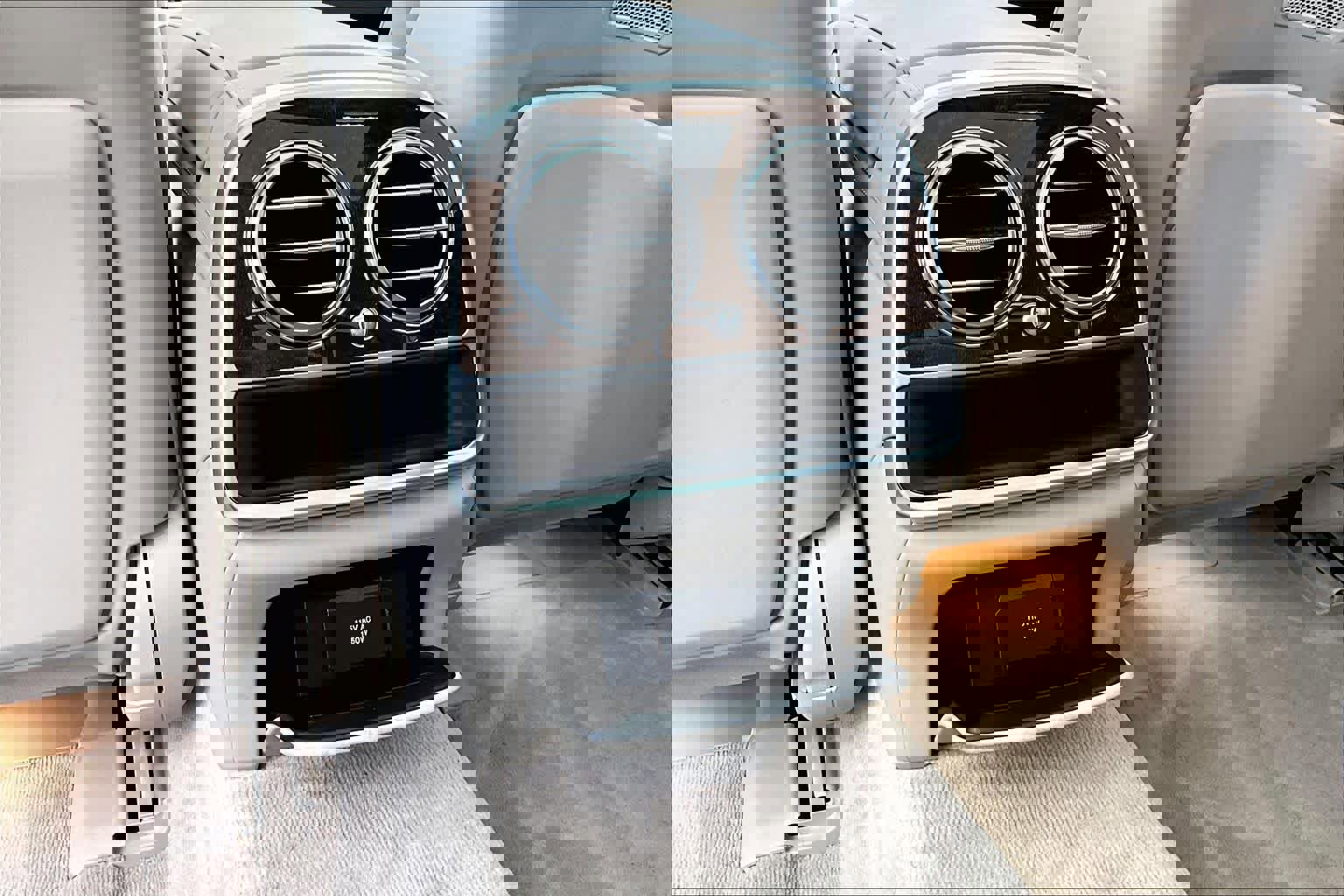 Used 2018 Mercedes-Benz S 560 4MATIC Sedan image 33