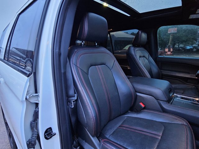 Used 2023 Ford Expedition Limited RWD image 16