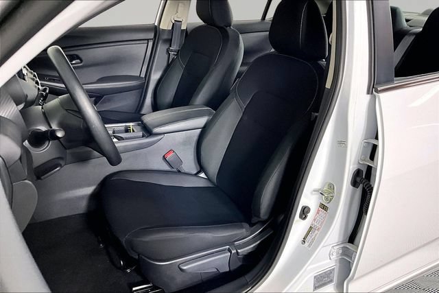 Used 2025 Nissan Sentra S FWD image 20