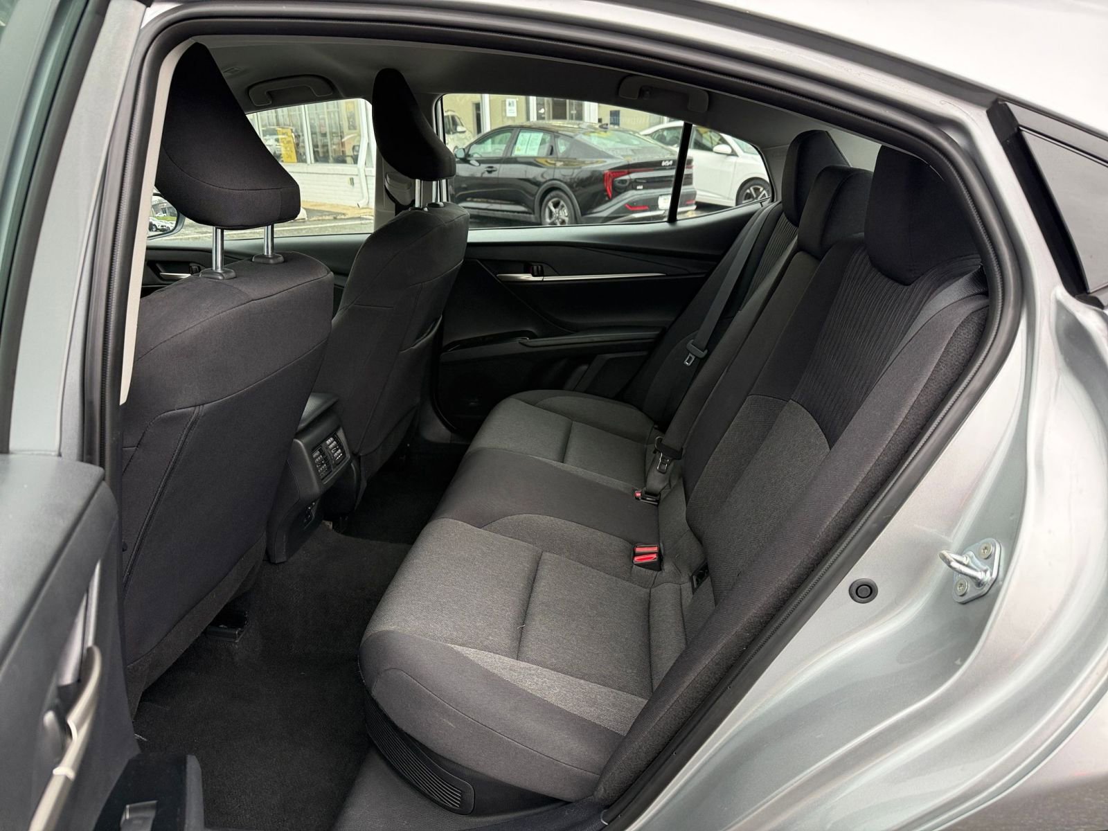 Used 2025 Toyota Camry LE image 25