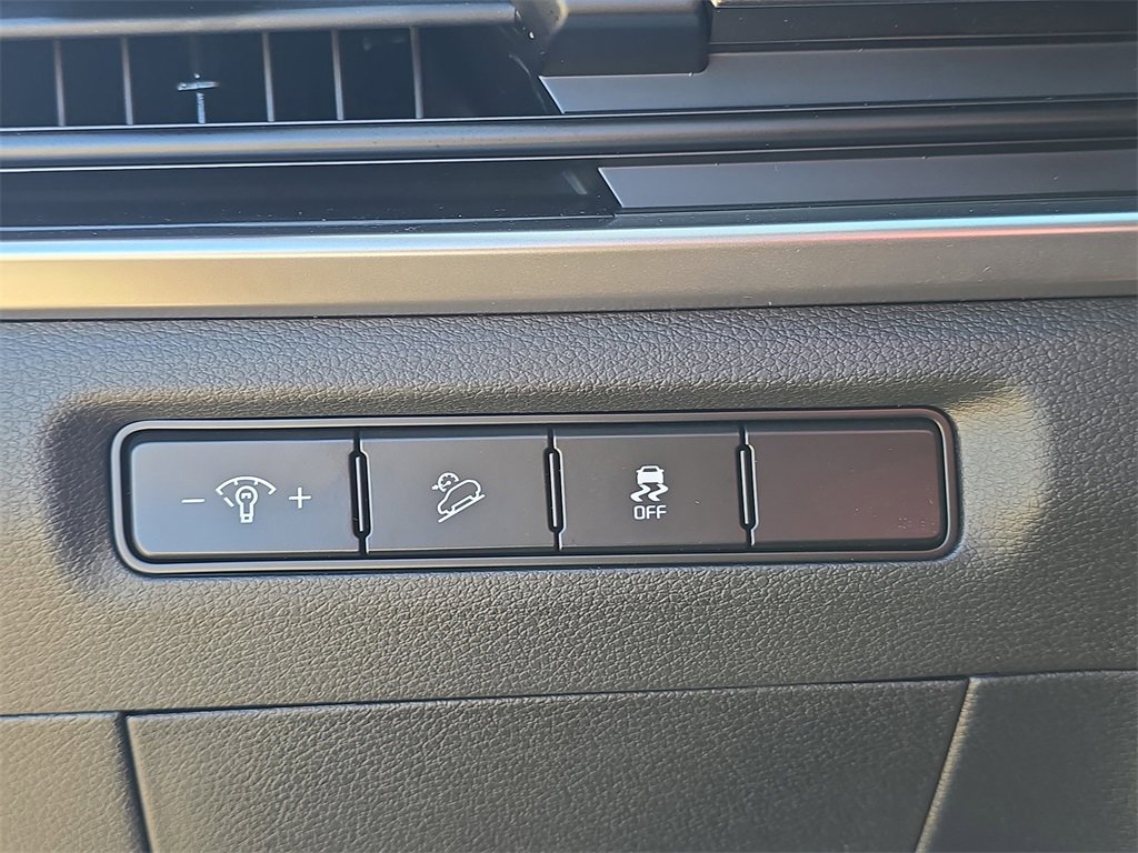 New 2025 Kia Telluride LX image 30