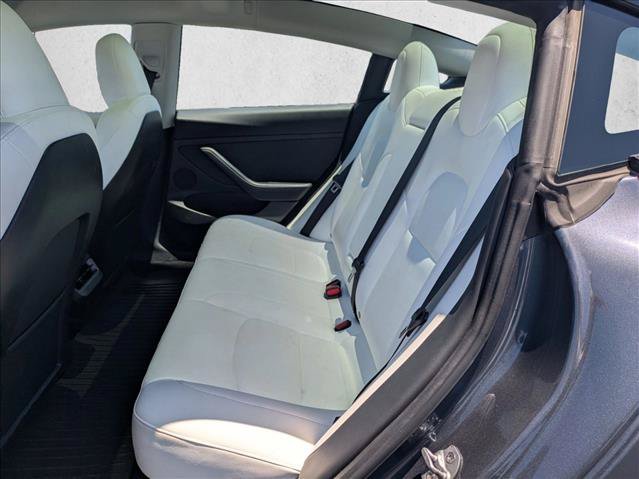 Used 2023 Tesla Model 3 Standard Range RWD image 19