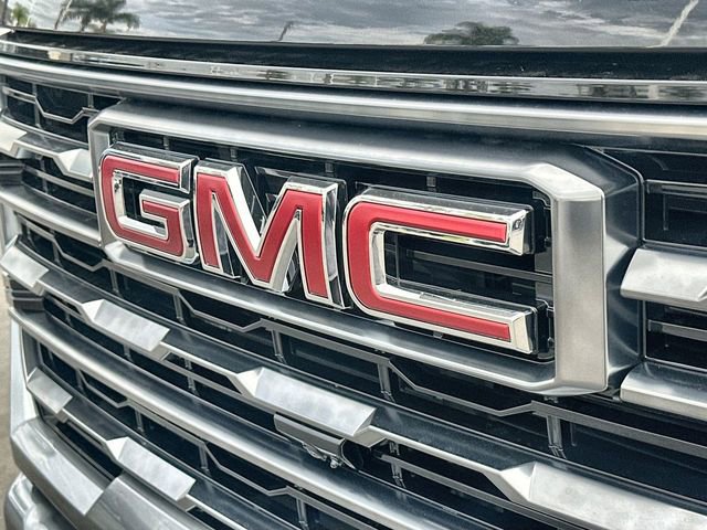 New 2026 GMC Sierra 2500 AT4 image 33