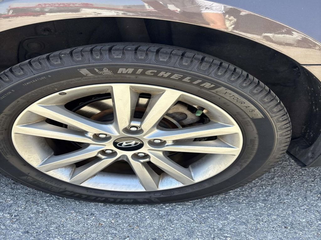 Used 2016 Hyundai Sonata SE FWD image 7