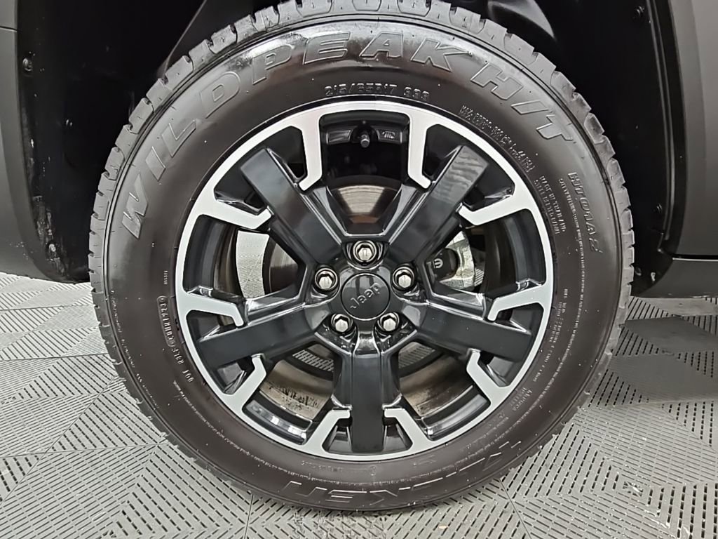 Used 2023 Jeep Renegade Trailhawk w/ Trailhawk Elite Group image 47