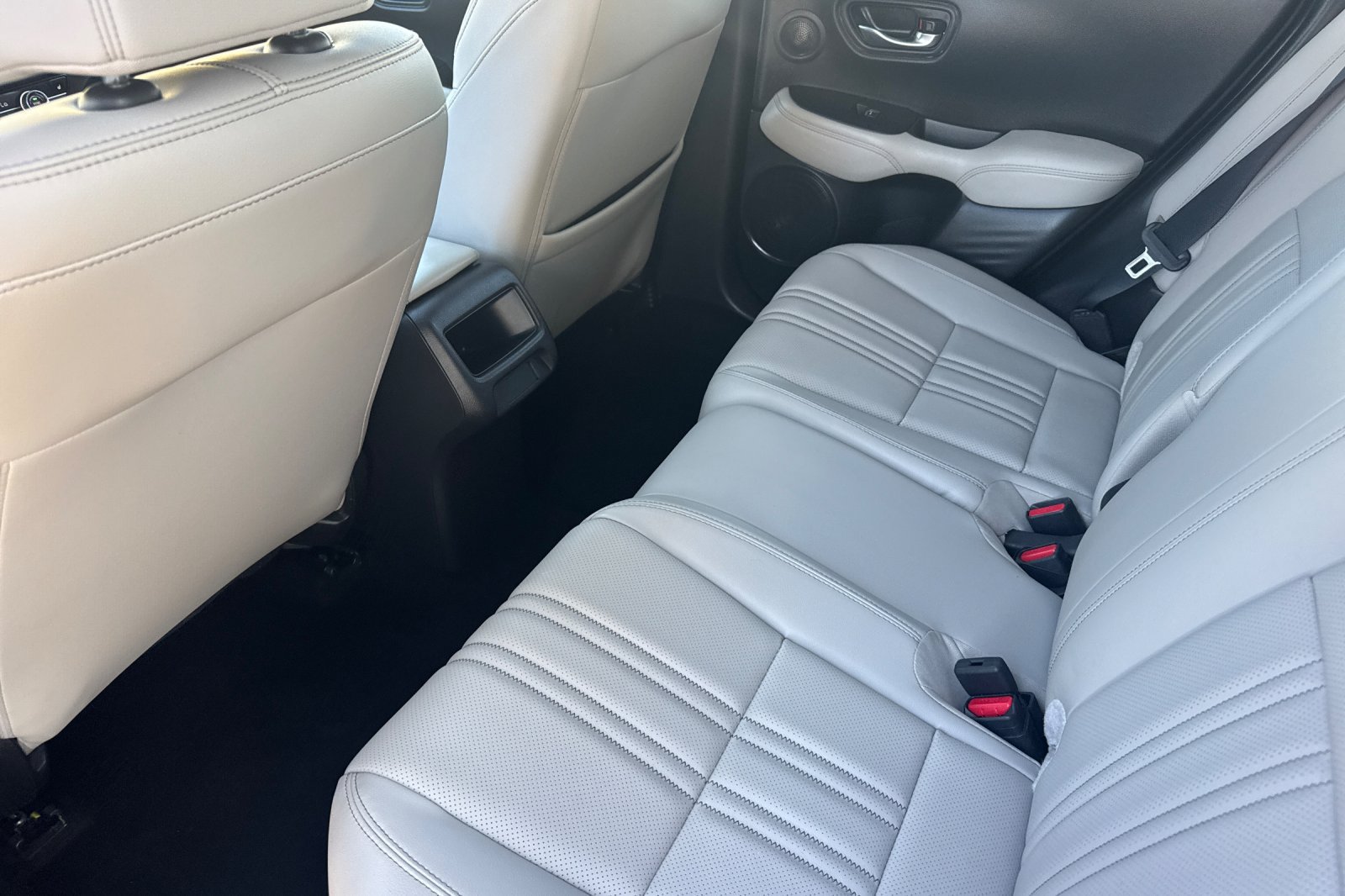 Certified 2025 Honda HR-V EX-L image 12