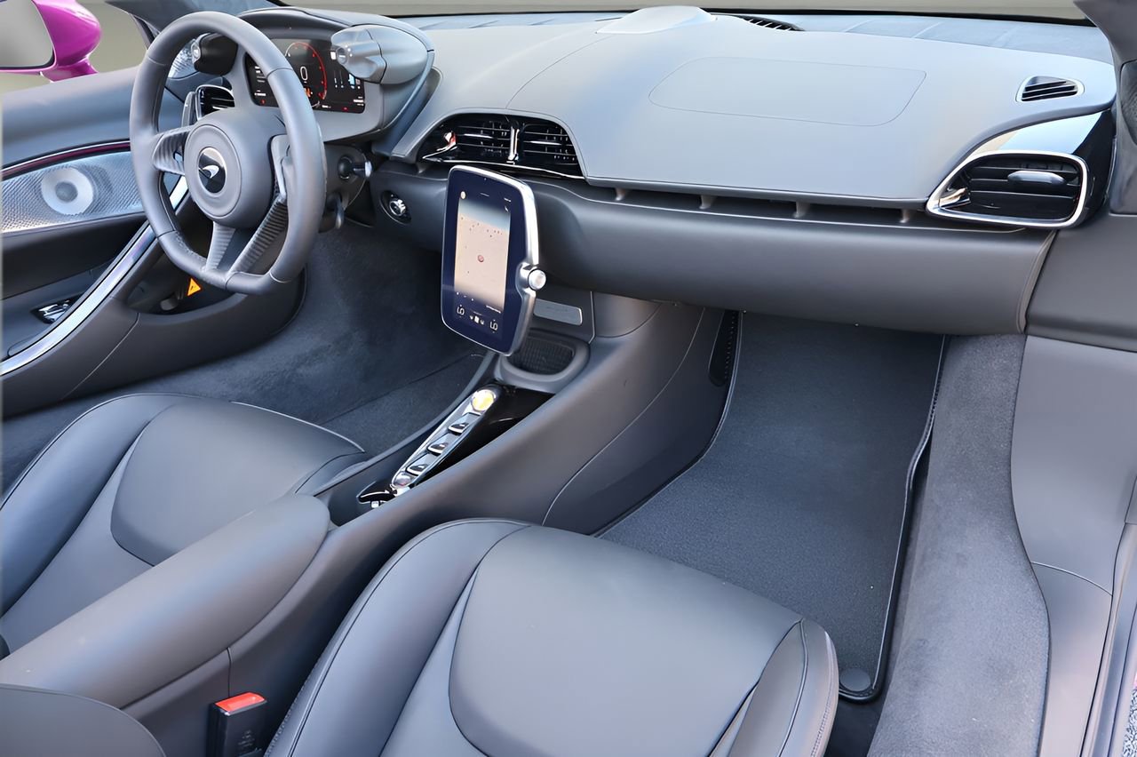 New 2026 McLaren Artura Spider RWD image 15