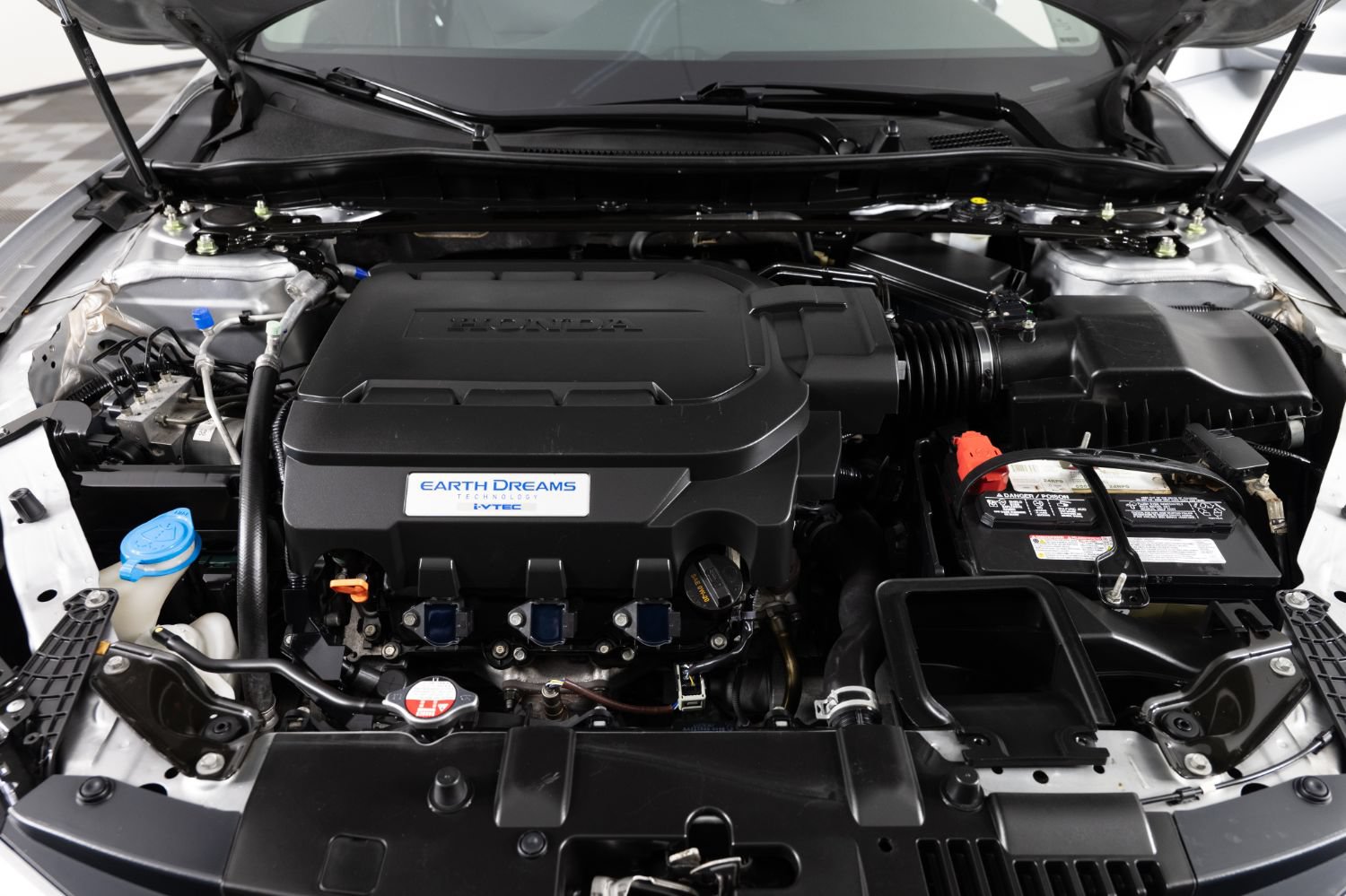 Used 2017 Honda Accord EX-L image 42