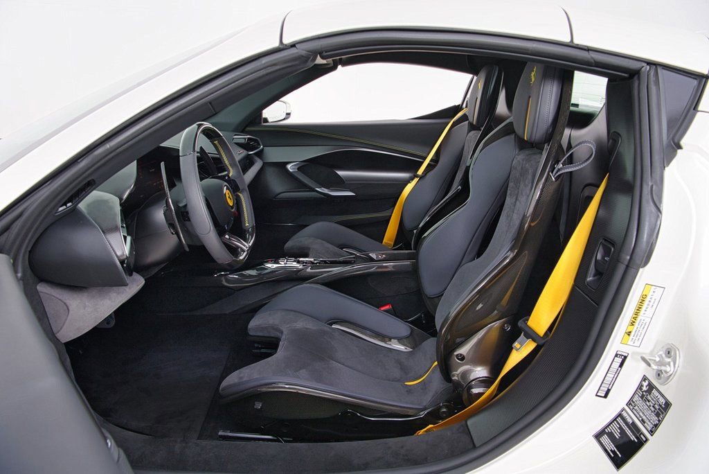 Used 2024 Ferrari 296 GTS image 5