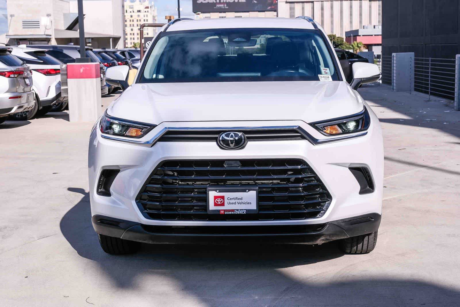 Certified 2025 Toyota Grand Highlander AWD image 2