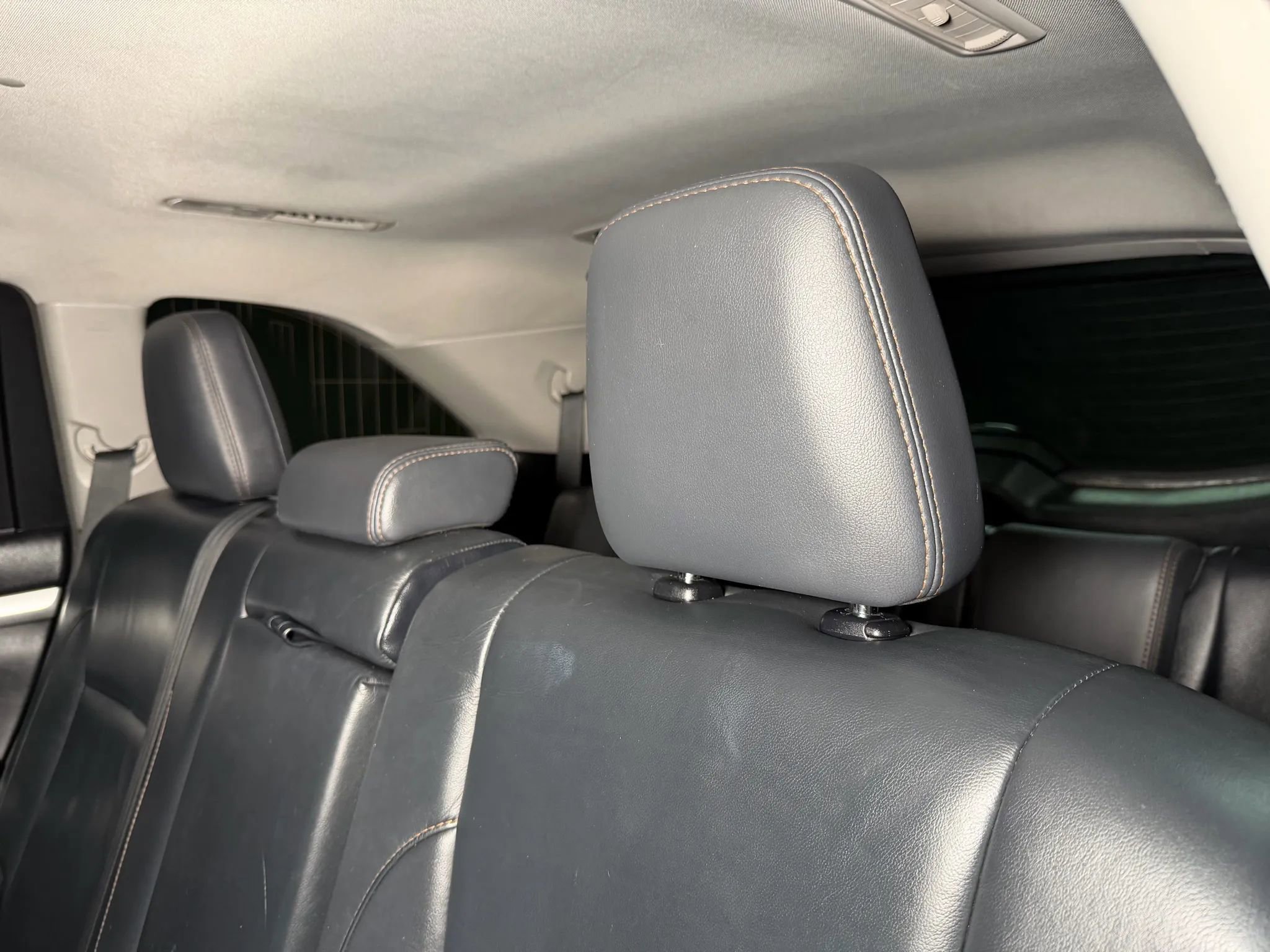 Used 2016 Toyota Highlander XLE w/ Preferred Accessory Package FWD image 22