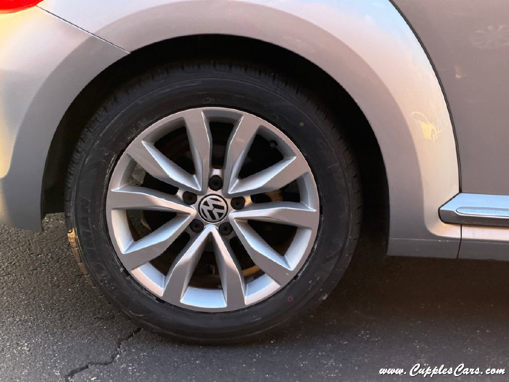 Used 2015 Volkswagen Beetle TDI image 47