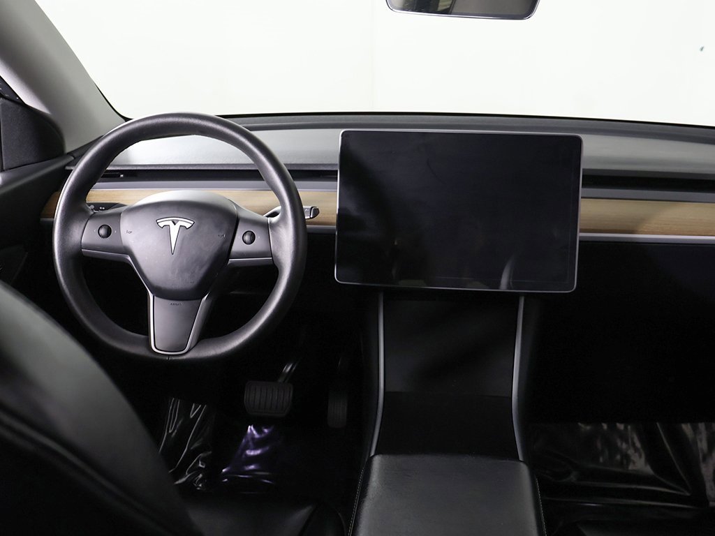 Used 2020 Tesla Model Y Long Range image 33