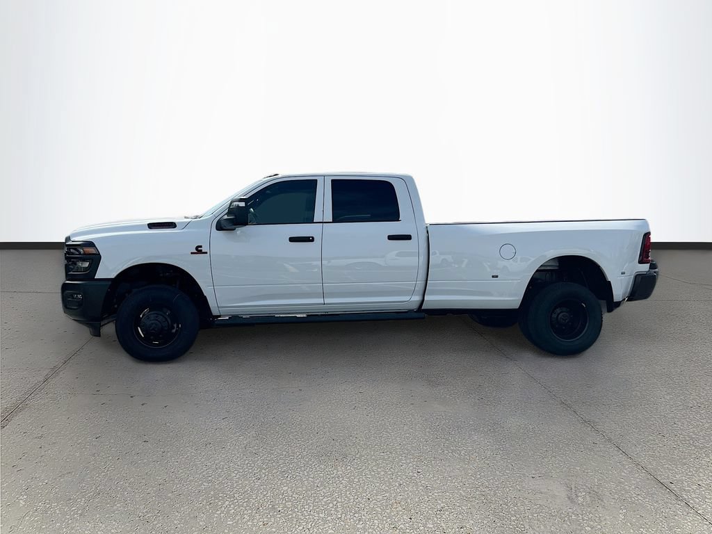 New 2026 RAM 3500 Tradesman AWD/4WD image 4