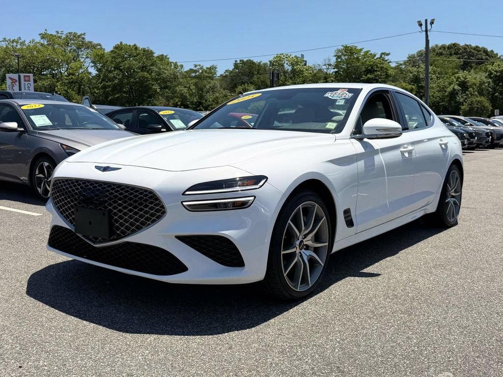 Certified 2025 Genesis G70 2.5T AWD/4WD image 3