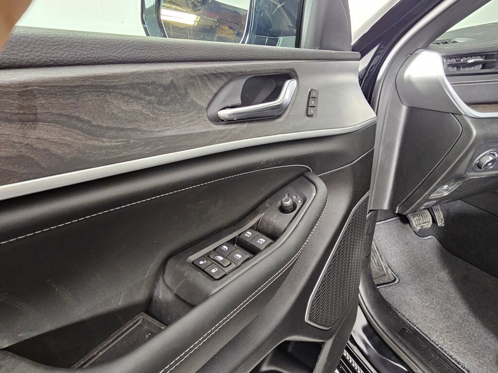 New 2026 Jeep Grand Cherokee Limited image 21