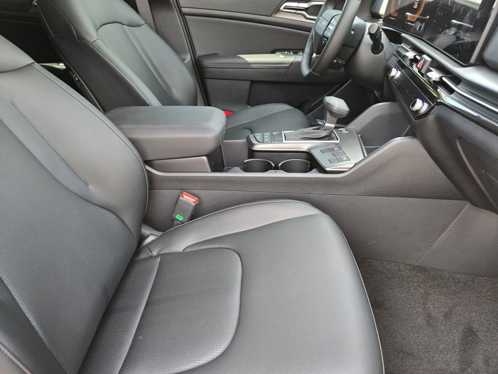 New 2026 Kia Sportage EX w/ EX Panorama Roof Package image 10