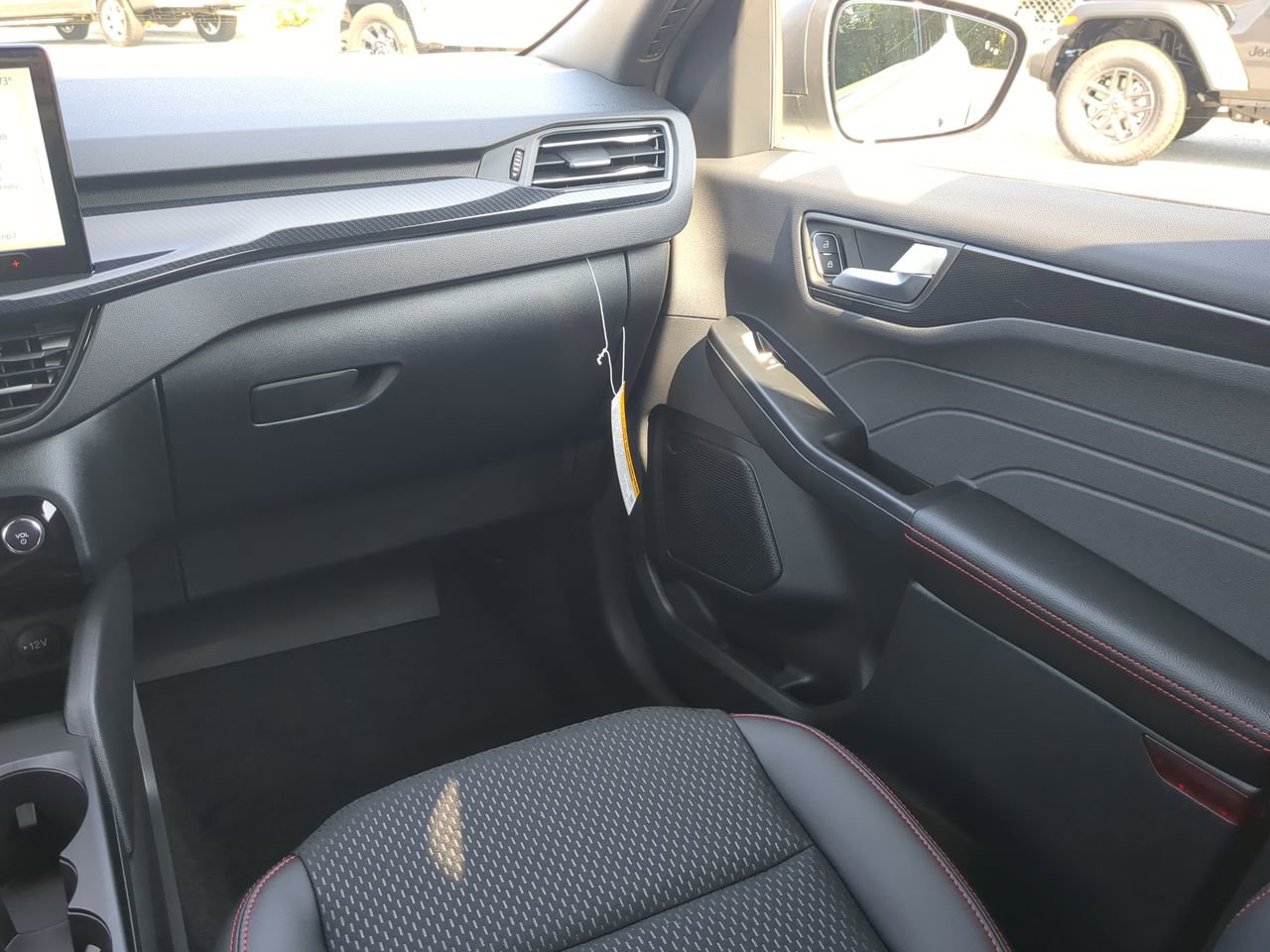 New 2026 Ford Escape ST-Line w/ Tech Pack #1 image 15