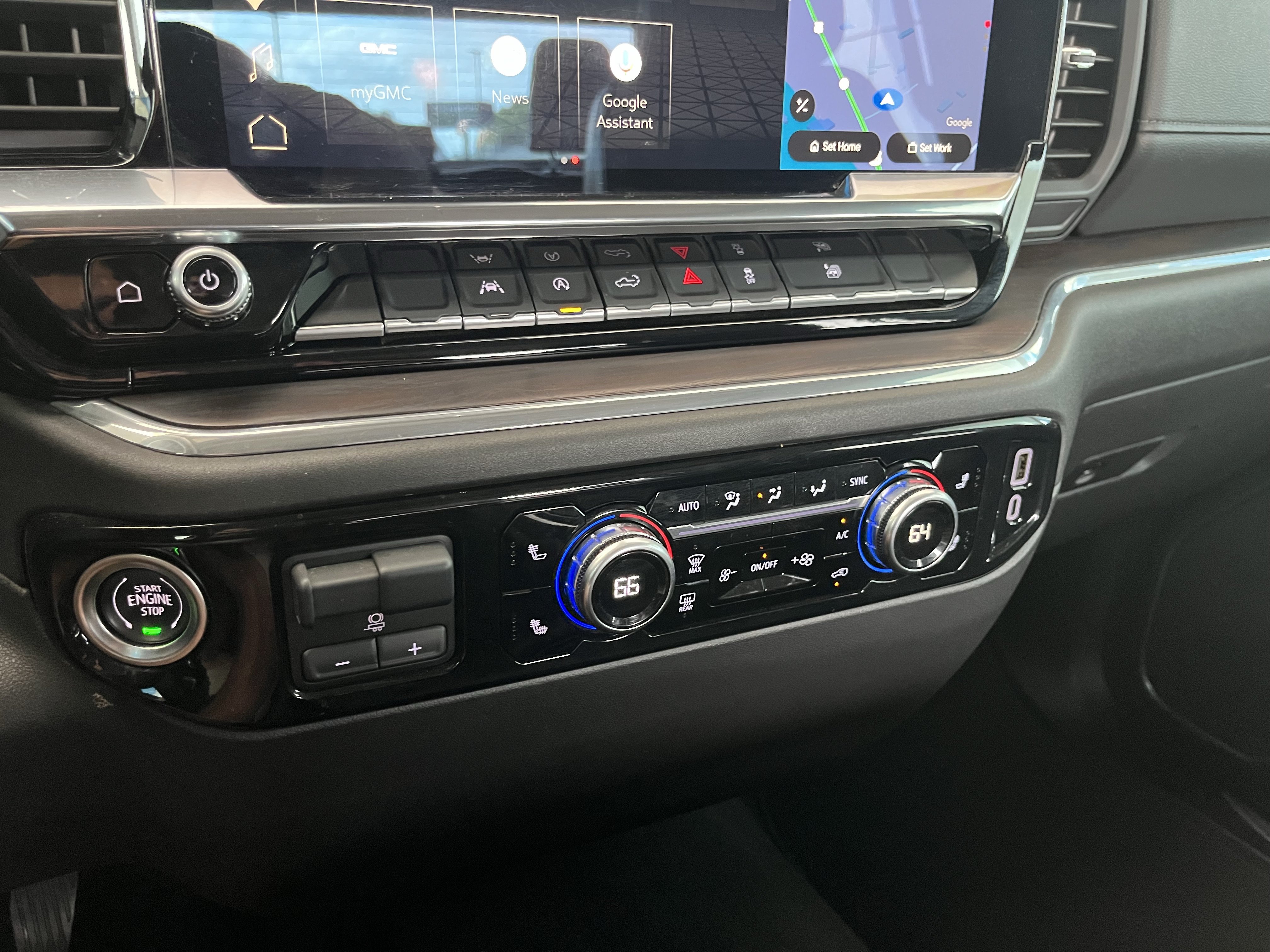 Used 2025 GMC Sierra 1500 SLT AWD/4WD image 10