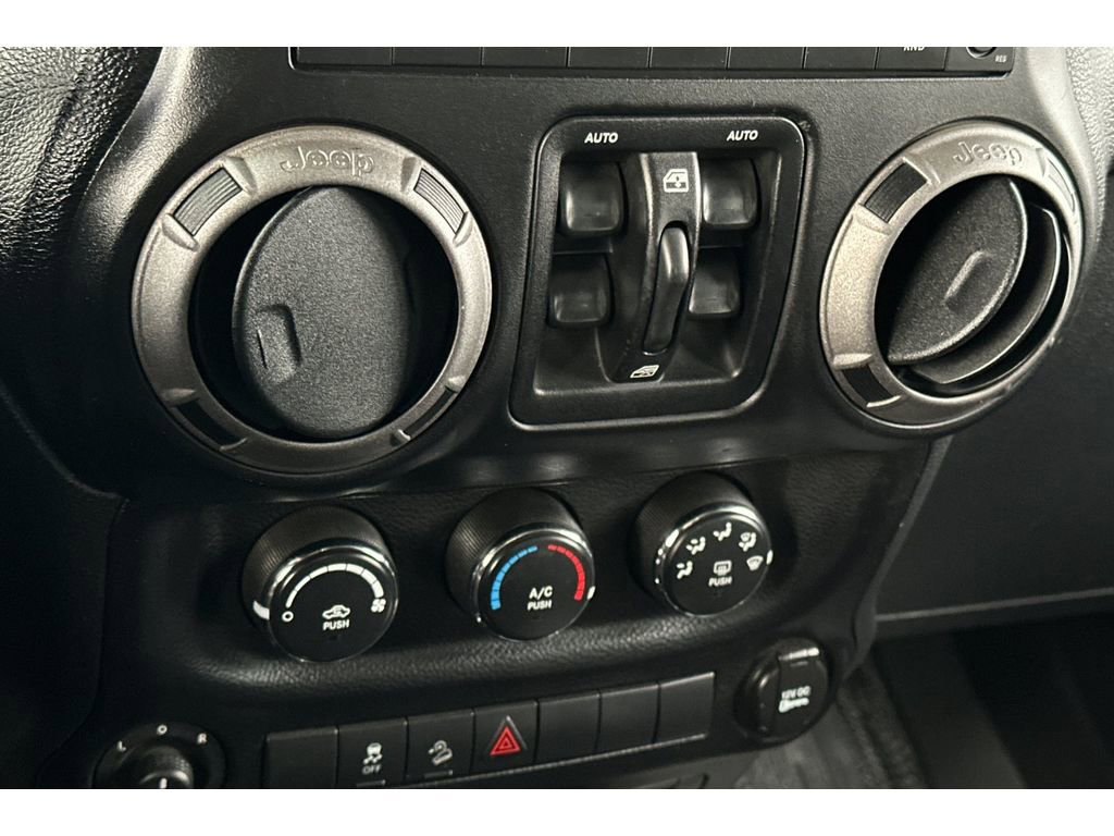 Used 2011 Jeep Wrangler Unlimited Sport image 21