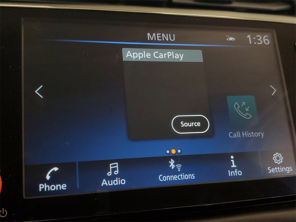 Used 2024 Nissan Versa SR image 19