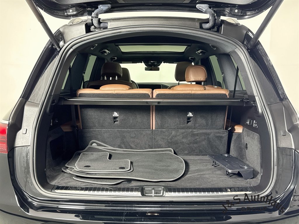 Used 2024 Mercedes-Benz GLS 450 4MATIC w/ Pinnacle Trim Package image 34