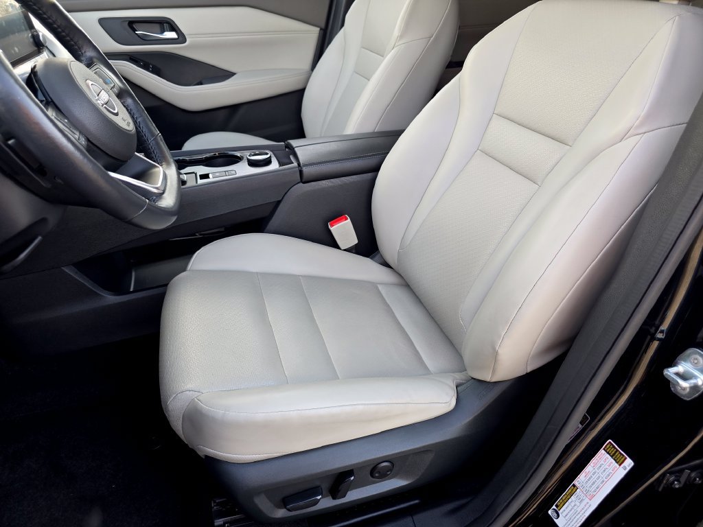 Used 2023 Nissan Rogue SV w/ SV Premium B Package AWD/4WD image 21