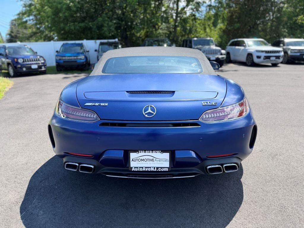 Used 2020 Mercedes-Benz AMG GT C image 4