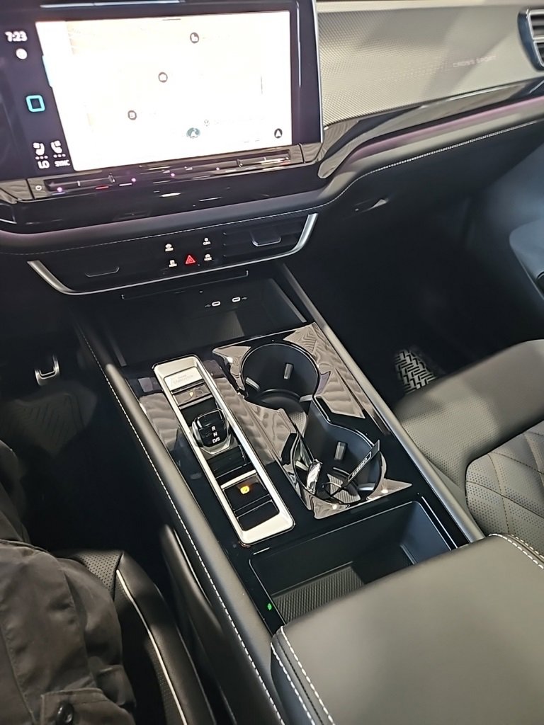 New 2026 Volkswagen Atlas Cross Sport SEL Premium R-Line image 34