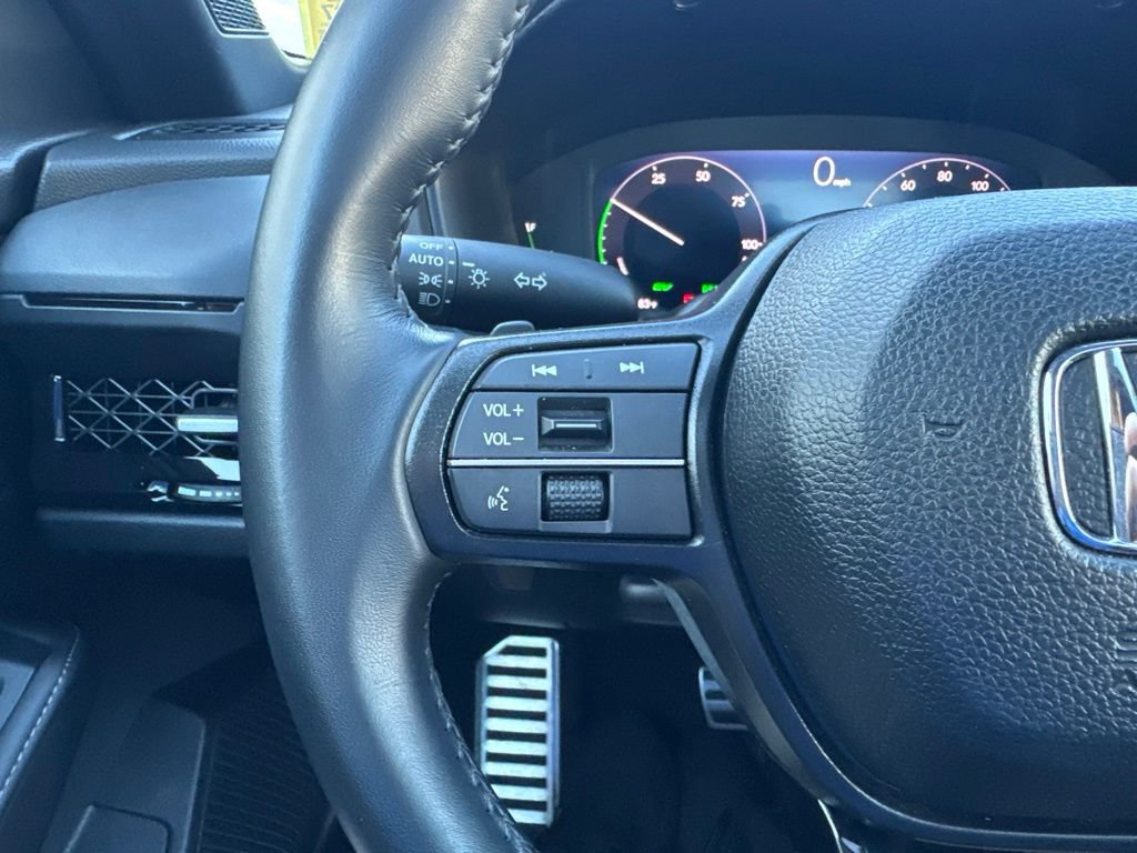 Certified 2025 Honda Accord Sport image 27