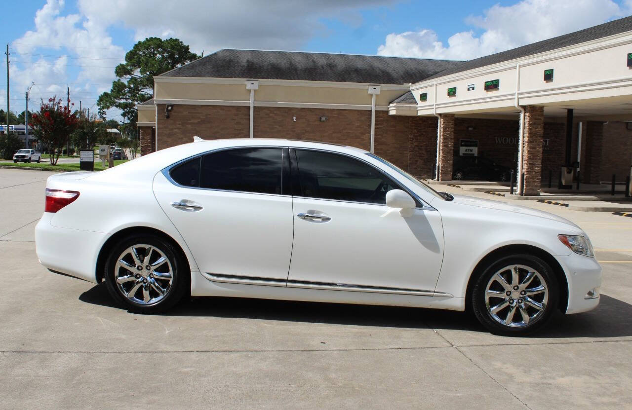 Used 2008 Lexus LS 460 RWD image 1