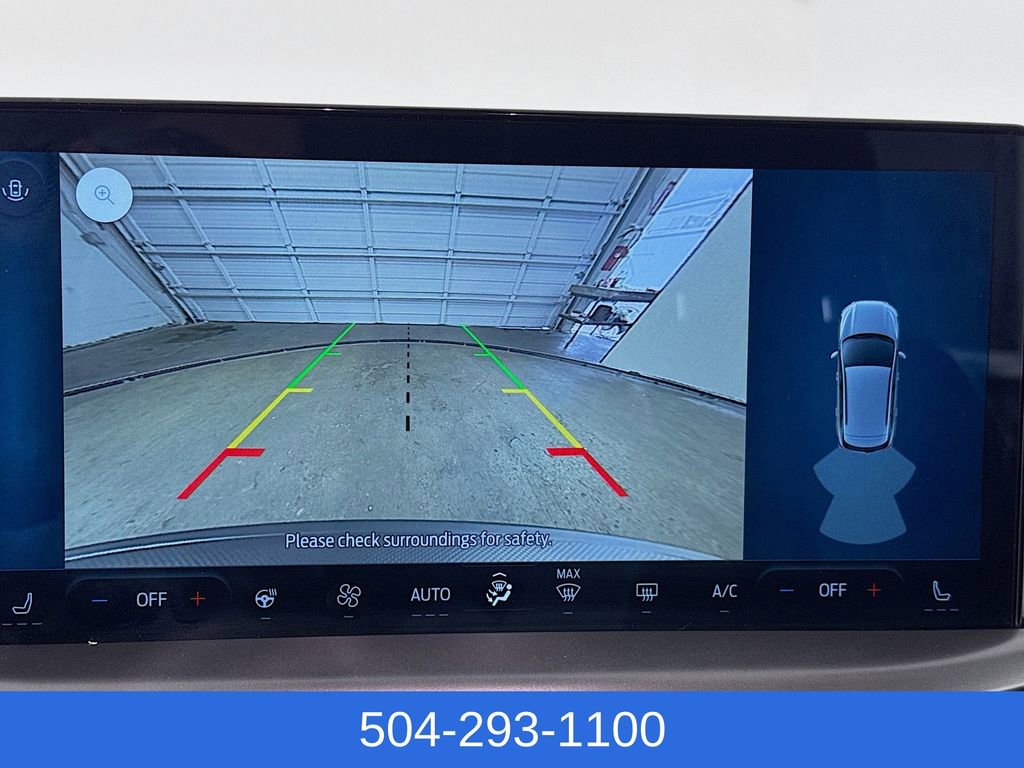 Used 2025 Ford Escape SE image 14