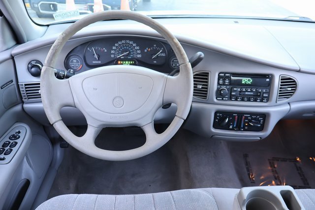 Used 2001 Buick Century Custom w/ Premium Pkg image 13