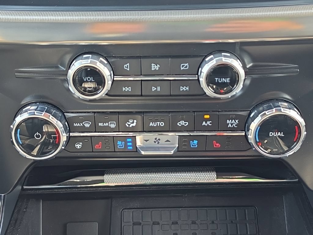 Used 2024 Ford F150 Lariat w/ Equipment Group 502A High AWD/4WD image 48