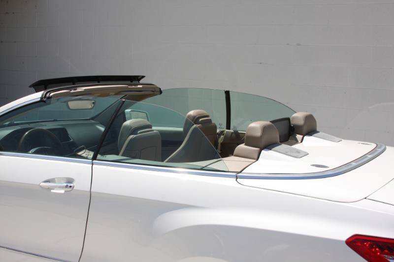 Used 2013 Mercedes-Benz E 550 Cabriolet image 24