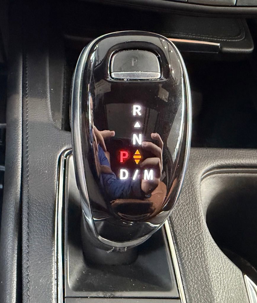 Used 2023 Cadillac XT4 Sport w/ LPO, Onyx Lite Package AWD/4WD image 14