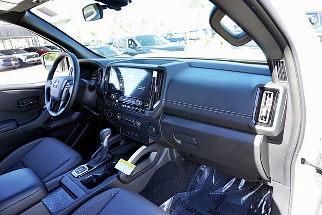 New 2026 Nissan Frontier SV w/ Tow Package AWD/4WD image 17