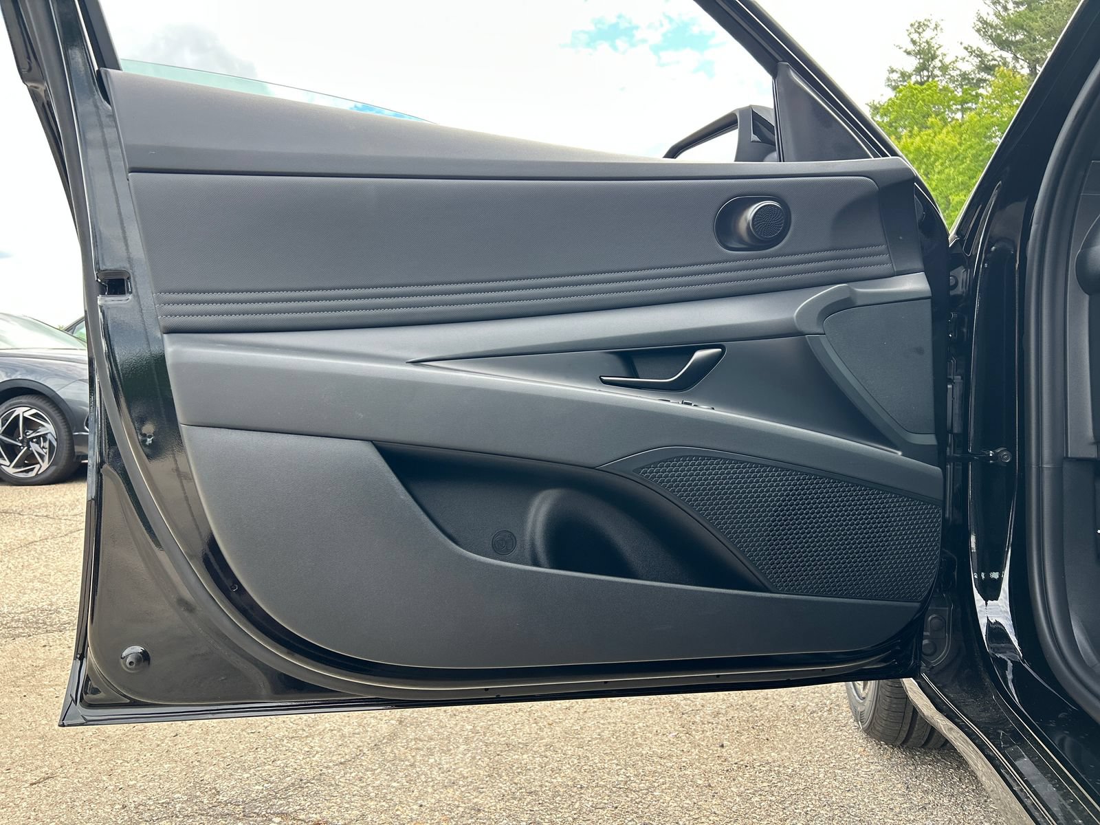 New 2026 Hyundai Elantra SEL Sport FWD image 12