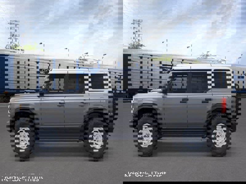New 2026 Ford Bronco Heritage Edition image 3