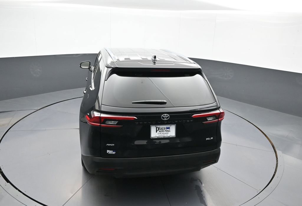Certified 2025 Toyota Grand Highlander AWD image 40
