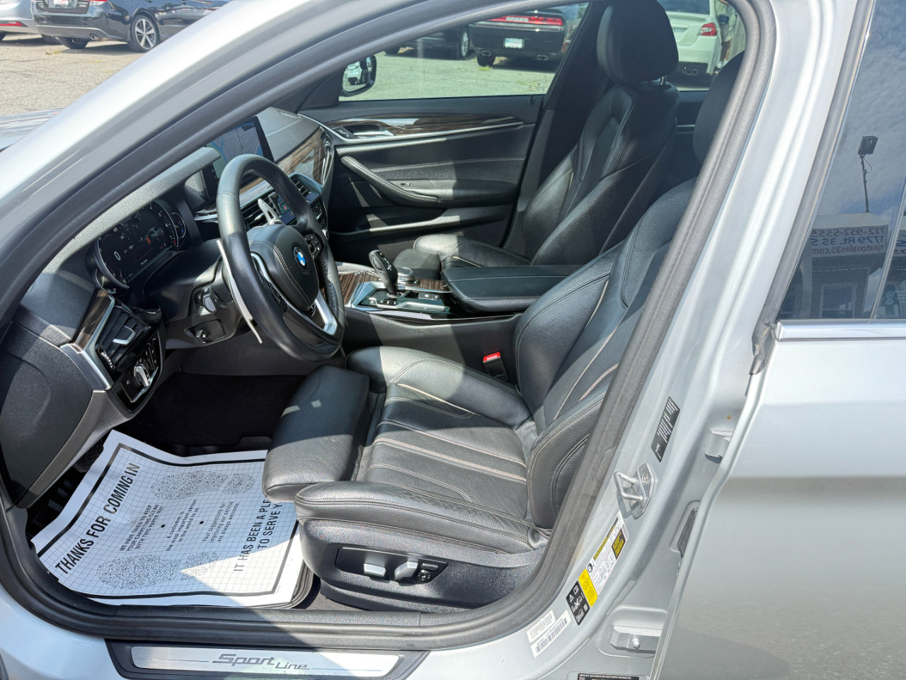 Used 2018 BMW 530i xDrive w/ Premium Package image 12