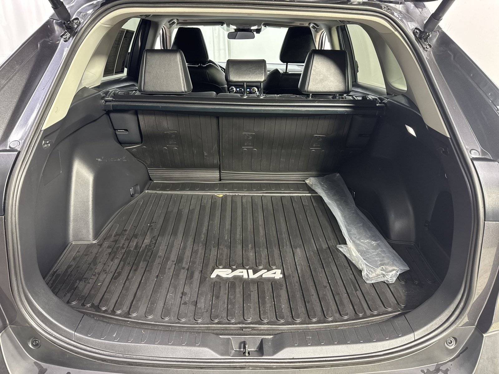 Used 2024 Toyota RAV4 XLE Premium w/ Weather Package AWD/4WD image 38
