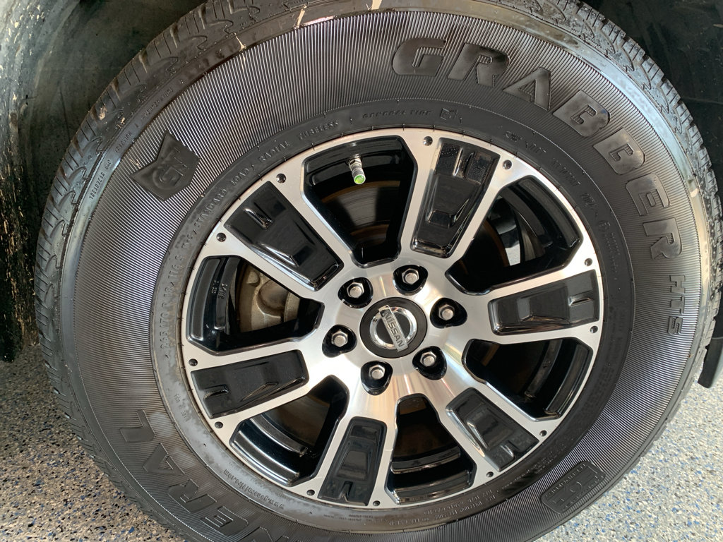 Used 2022 Nissan Titan SV RWD image 32